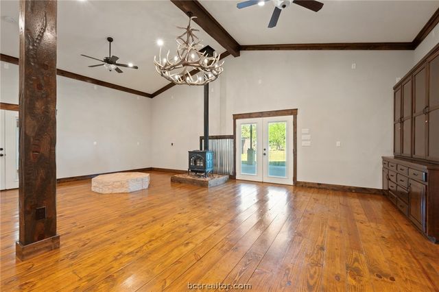 2205 County Road 122 County Road, Caldwell, TX 77836