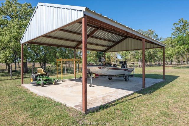 2205 County Road 122 County Road, Caldwell, TX 77836