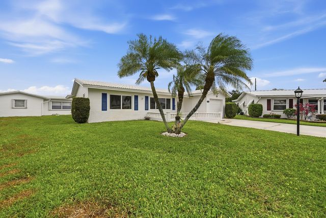 1316 SW 23rd Street, Boynton Beach, FL 33426