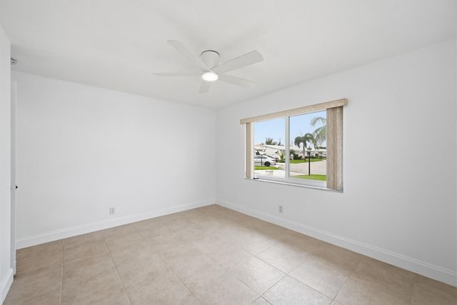 1316 SW 23rd Street, Boynton Beach, FL 33426