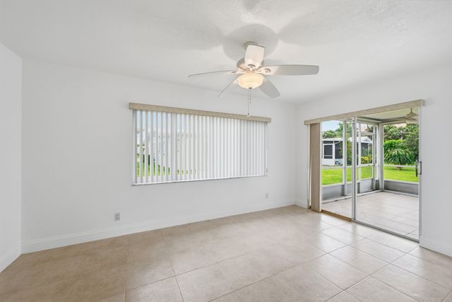 1316 SW 23rd Street, Boynton Beach, FL 33426