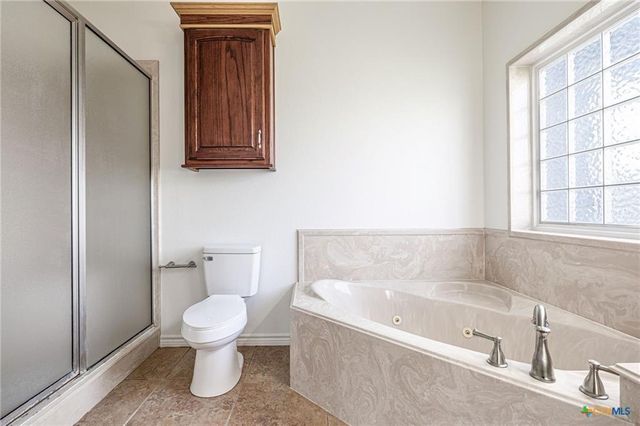 45 Blue Heron Drive N, Port Lavaca, TX 77979