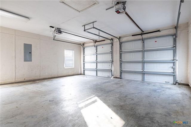 45 Blue Heron Drive N, Port Lavaca, TX 77979