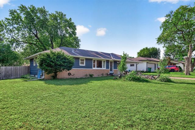 5948 Cavell Avenue N, New Hope, MN 55428