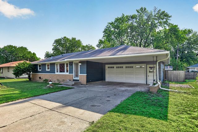 5948 Cavell Avenue N, New Hope, MN 55428