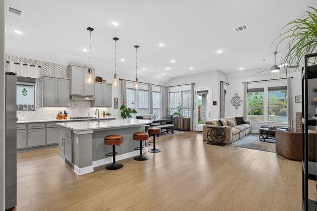 107 Spider Lily Court, Montgomery, TX 77316