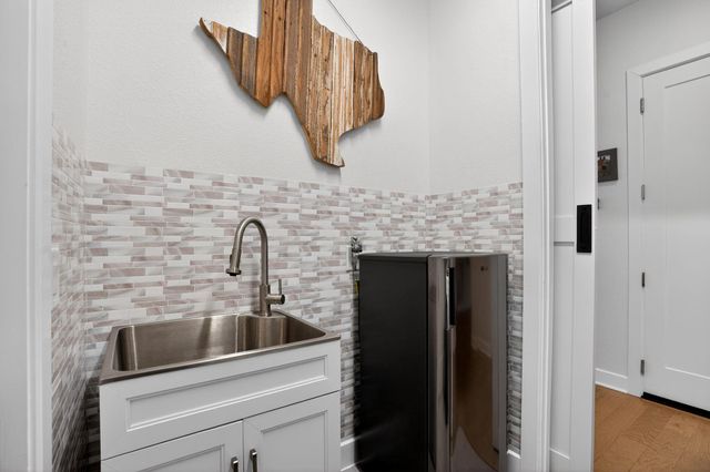 107 Spider Lily Court, Montgomery, TX 77316