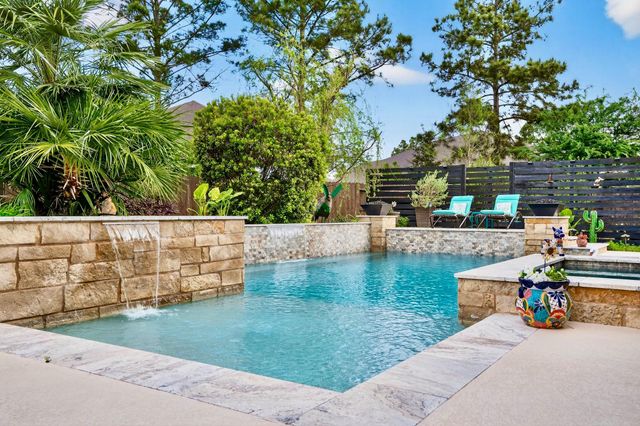 107 Spider Lily Court, Montgomery, TX 77316