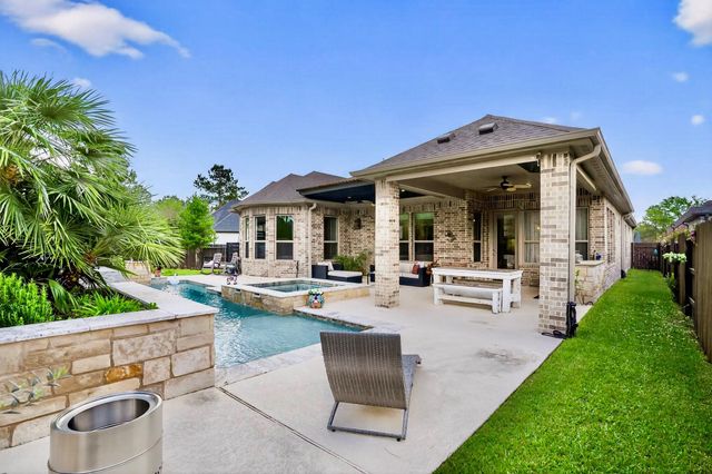 107 Spider Lily Court, Montgomery, TX 77316
