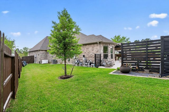 107 Spider Lily Court, Montgomery, TX 77316