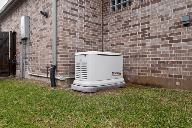 107 Spider Lily Court, Montgomery, TX 77316