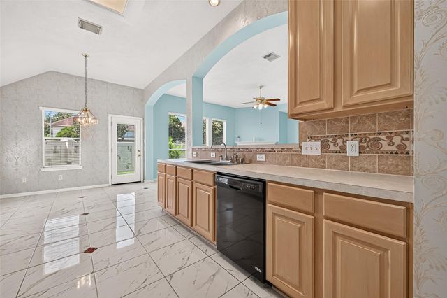 12338 Ashford Hollow Drive, Sugar Land, TX 77478