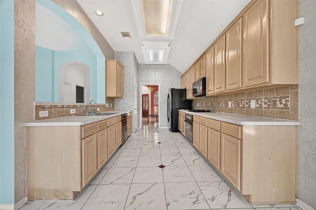 12338 Ashford Hollow Drive, Sugar Land, TX 77478