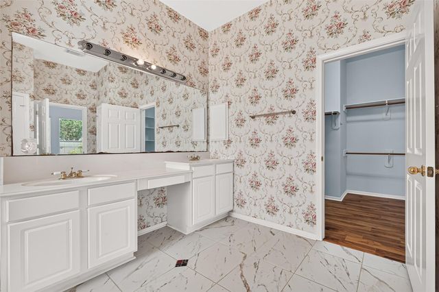 12338 Ashford Hollow Drive, Sugar Land, TX 77478