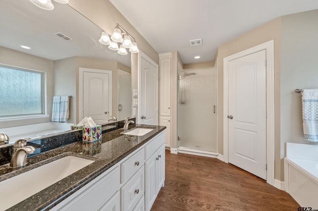 10856 Westhaven Circle, Flint, TX 75762