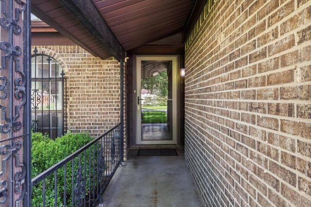 6325 Stardust Drive, Watauga, TX 76148
