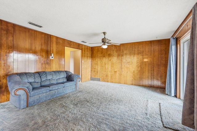 6325 Stardust Drive, Watauga, TX 76148