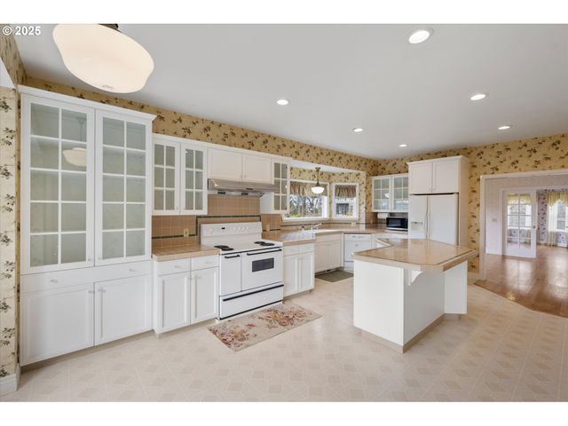 1045 TAYLOR Rd, Kalama, WA 98625
