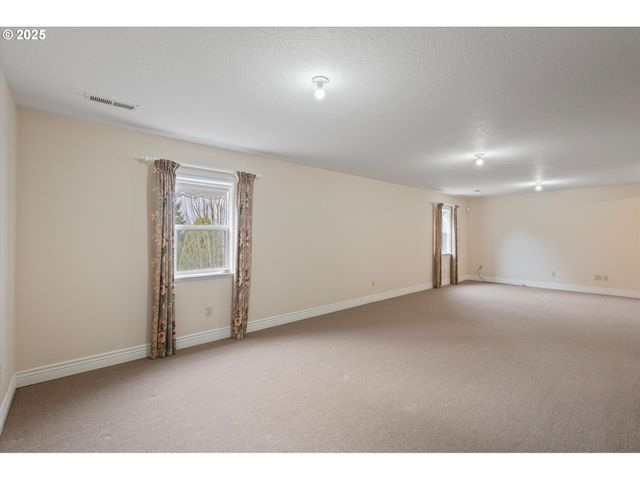 1045 TAYLOR Rd, Kalama, WA 98625
