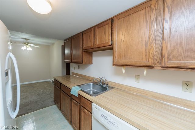 3265 Mayfield Road 29, Cleveland Heights, OH 44118