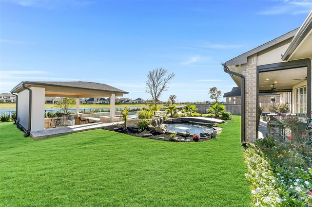 10410 Fountain Shore Drive, Missouri City, TX 77459