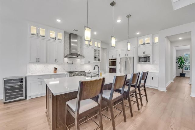 10410 Fountain Shore Drive, Missouri City, TX 77459