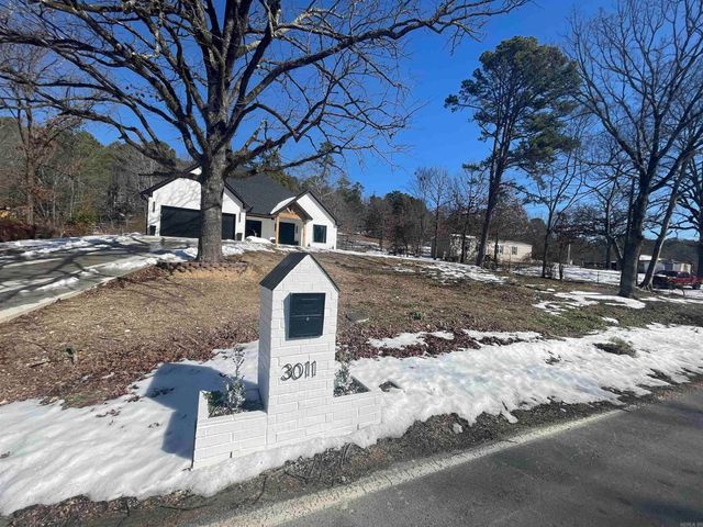 3011 Beauchamp Road, Little Rock, AR 72210