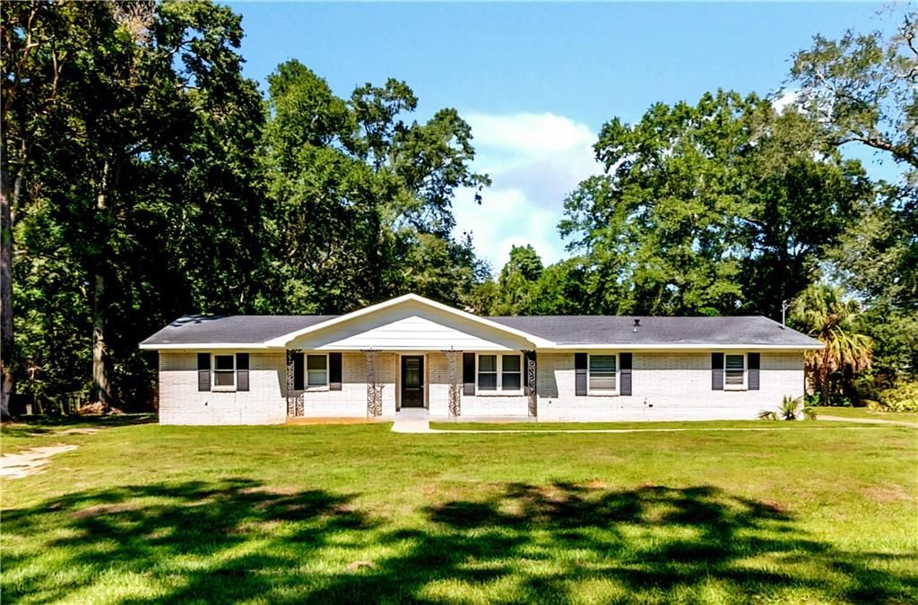 13120 Border Drive, Grand Bay, AL 36541