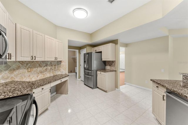 20403 QUINLAN STREET, Orlando, FL 32833
