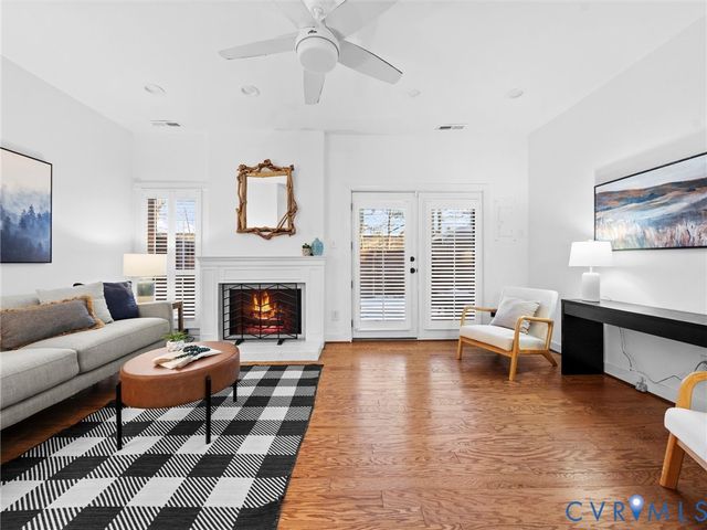 11611 E Briar Patch Dr, Midlothian, VA 23113