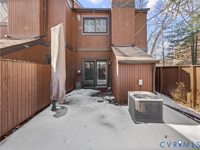 11611 E Briar Patch Dr, Midlothian, VA 23113