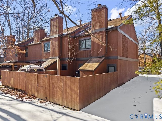 11611 E Briar Patch Dr, Midlothian, VA 23113