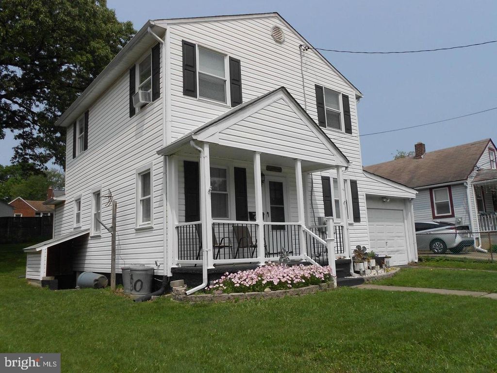 610 N STUART ST, Essex, MD 21221