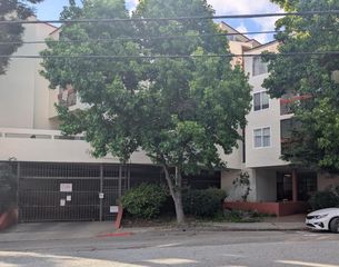 288 Whitmore Street 316, Oakland, CA 94611