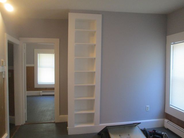 3 Lynn St 1, Fitchburg, MA 01420
