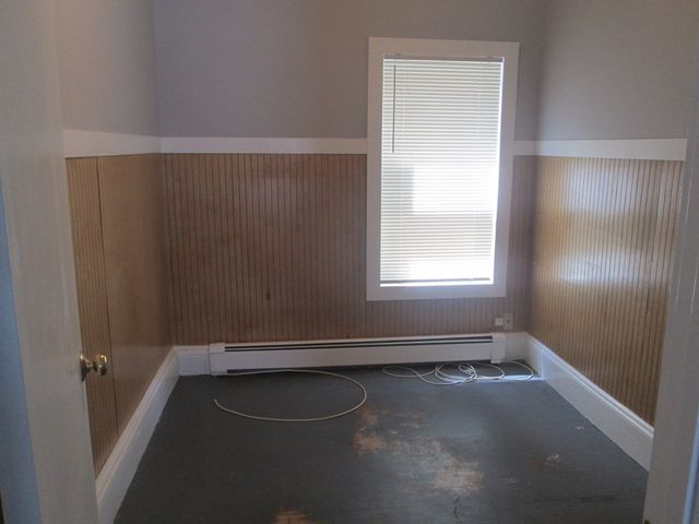 3 Lynn St 1, Fitchburg, MA 01420