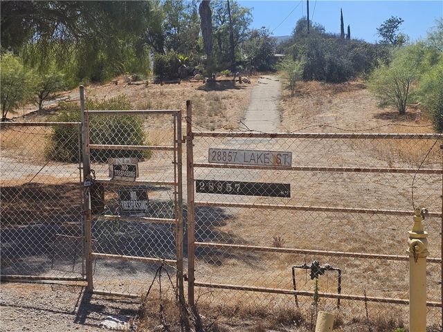 28857 Lake, Lake Elsinore, CA 92530