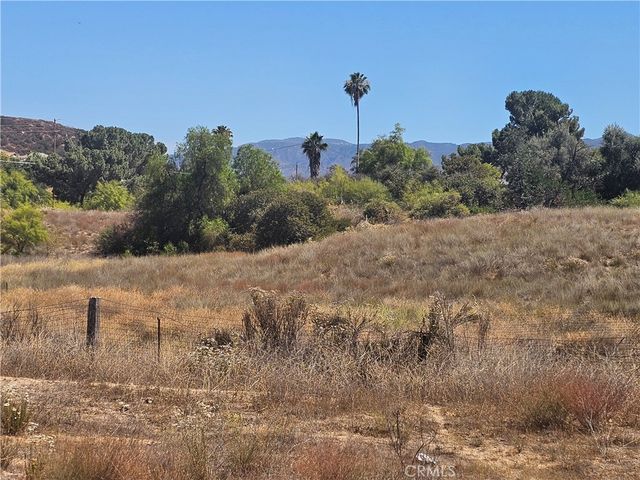 28857 Lake, Lake Elsinore, CA 92530