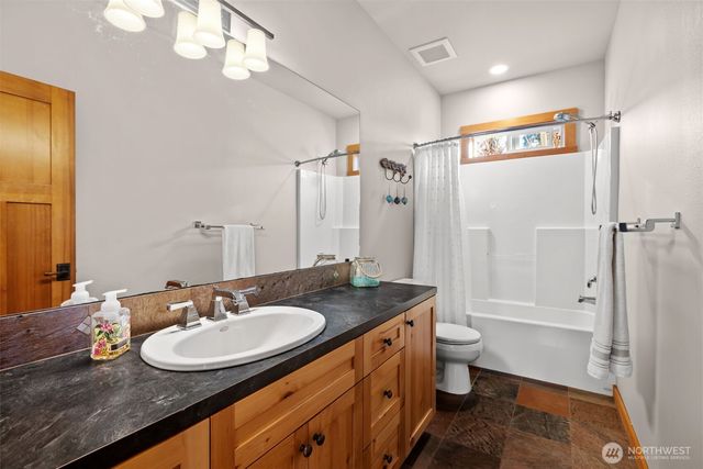 3418 Rose Lane, Camano Island, WA 98282