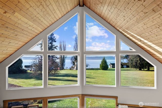 3418 Rose Lane, Camano Island, WA 98282