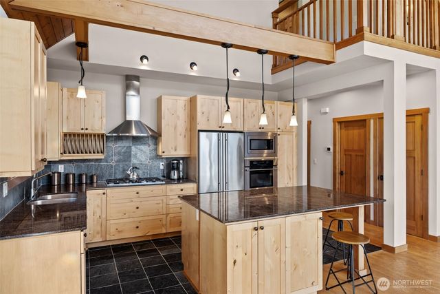 3418 Rose Lane, Camano Island, WA 98282