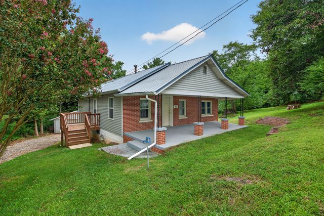 52 Columbia St, Cookeville, TN 38501
