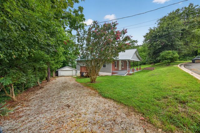52 Columbia St, Cookeville, TN 38501
