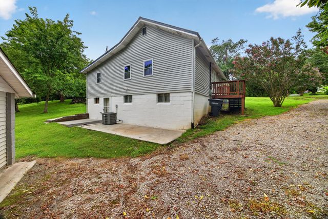 52 Columbia St, Cookeville, TN 38501