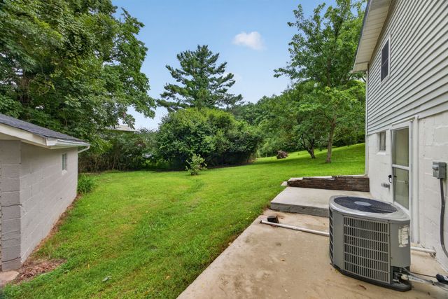 52 Columbia St, Cookeville, TN 38501