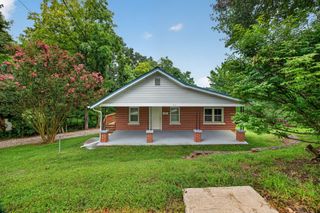 52 Columbia St, Cookeville, TN 38501
