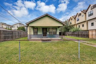 1503 W 25th Street, Houston, TX 77008