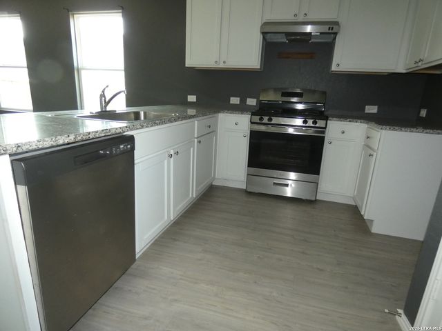 10002 Kersey Mill, San Antonio, TX 78224