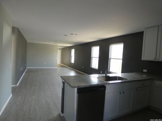 10002 Kersey Mill, San Antonio, TX 78224