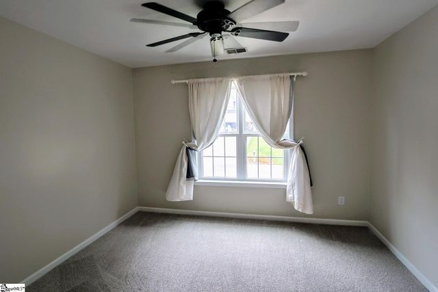 11 Hickory Hollow Court, Greenville, SC 29607